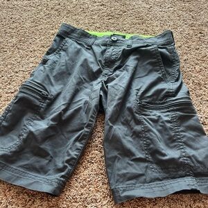 Urban Pipeline boys  Gray Cargo Shorts that hits at the knee